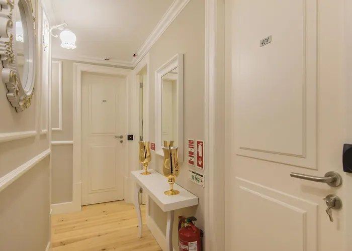 Lovelystay - Charming Douradoures I