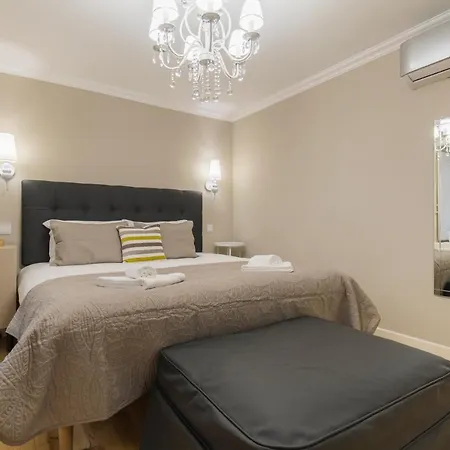 Apartment Lovelystay - Charming Douradoures I Lisbon