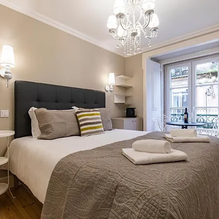Appartement Lovelystay - Charming Douradoures I Lissabon